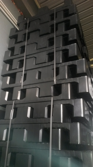 16329147258743-pallet1000x1200contraverse